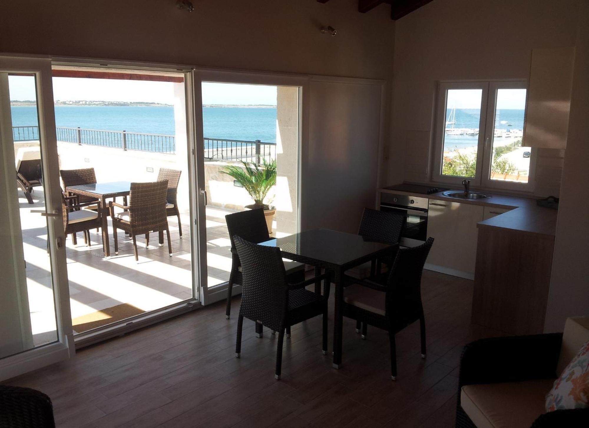 Sea View Apartments Nina 沃希 客房 照片