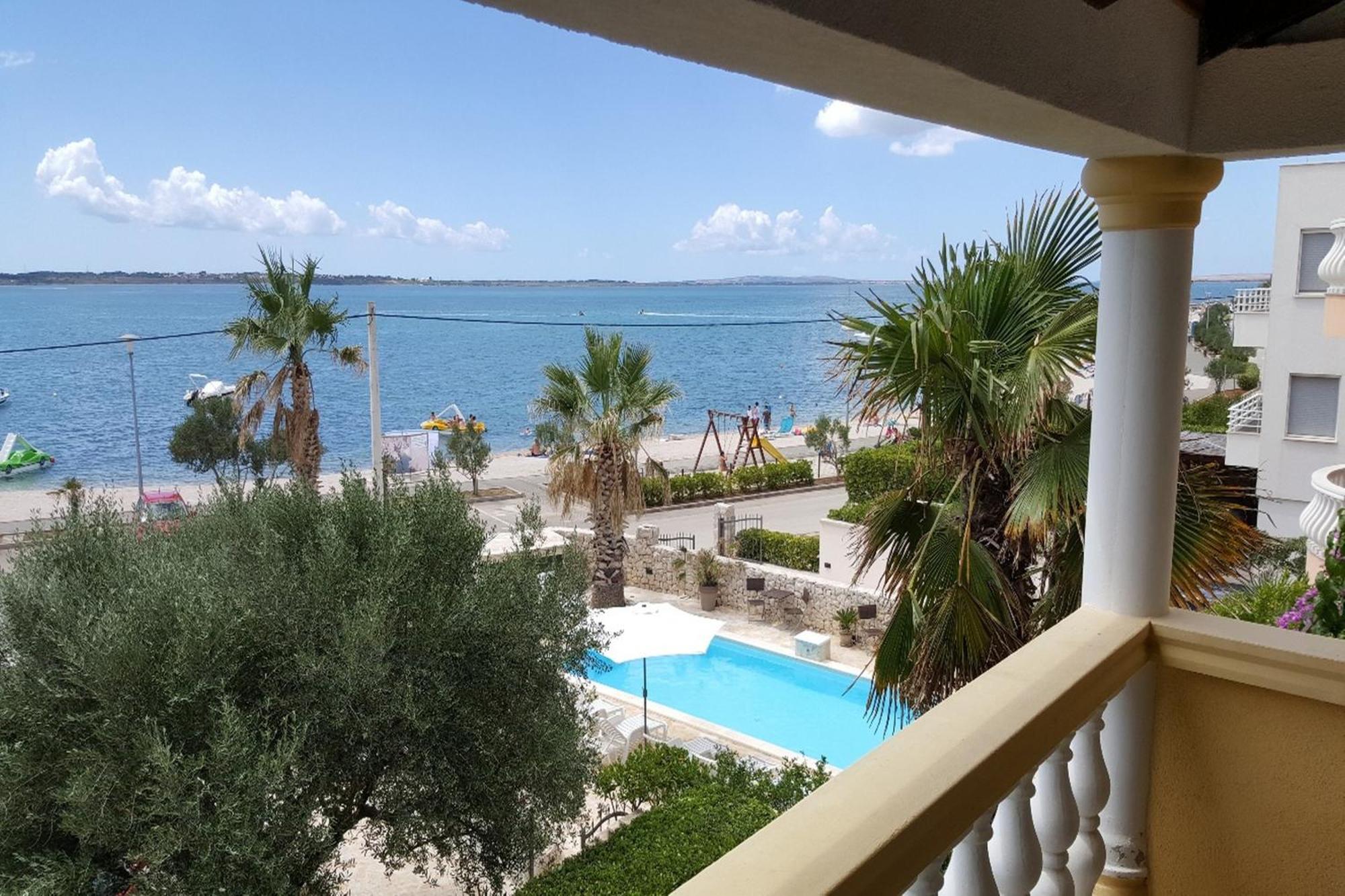 Sea View Apartments Nina 沃希 外观 照片